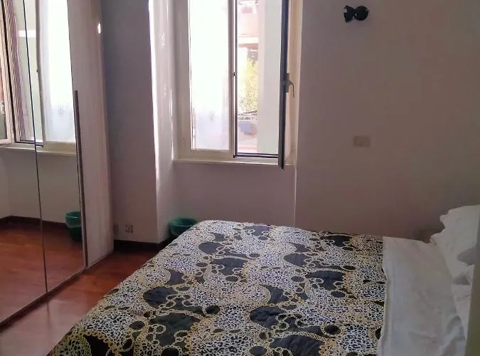 House Near Basilica San Pietro Guest house *