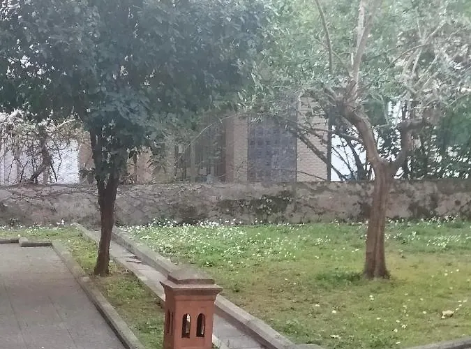 Guest house House Near Basilica San Pietro Rome